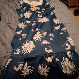 Chic Floral Maxi Dress - Teal and White